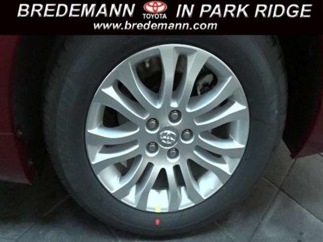 2017 Toyota Sienna XLE